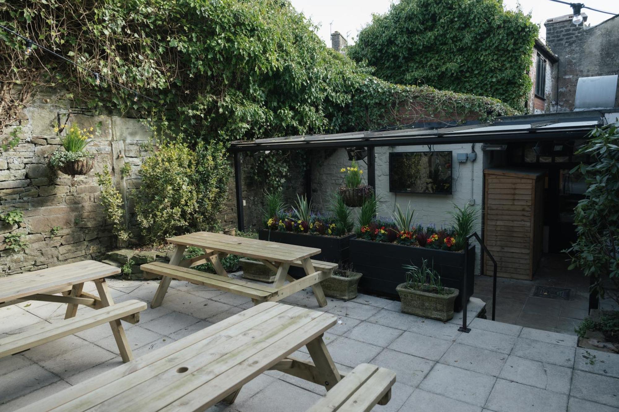 Black Dog Inn Bolton Exterior photo